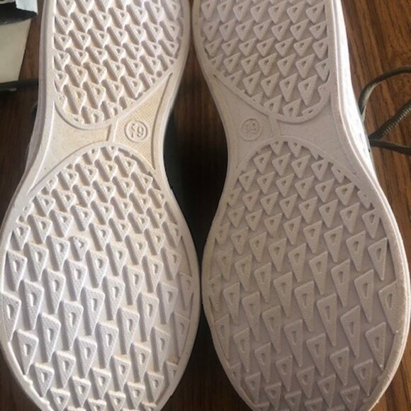 Skechers Cool Wave Green Memory Foam Shoes - Picture 2 of 6